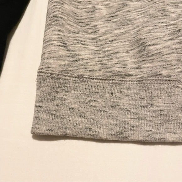 Hollister Womens Block Colour Hoodie Sweater Size XS - Picture 16 of 16